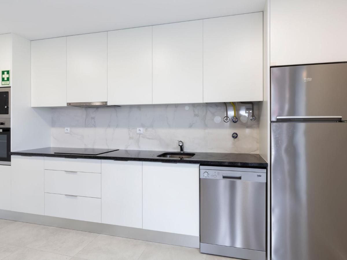 Beautiful Apartment In S O Martinho Do Porto With Balcony 상 마르티뇨 두 포르투 외부 사진