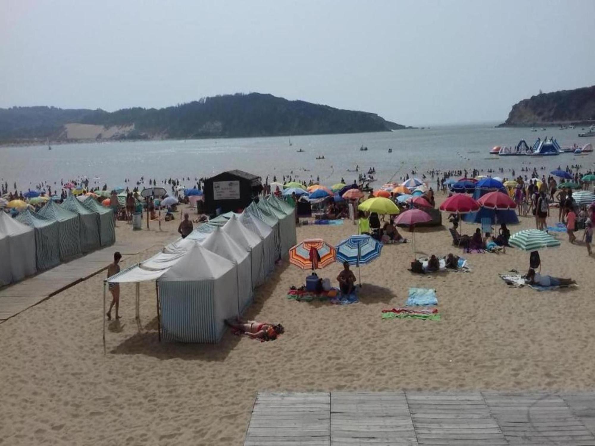 Beautiful Apartment In S O Martinho Do Porto With Balcony 상 마르티뇨 두 포르투 외부 사진