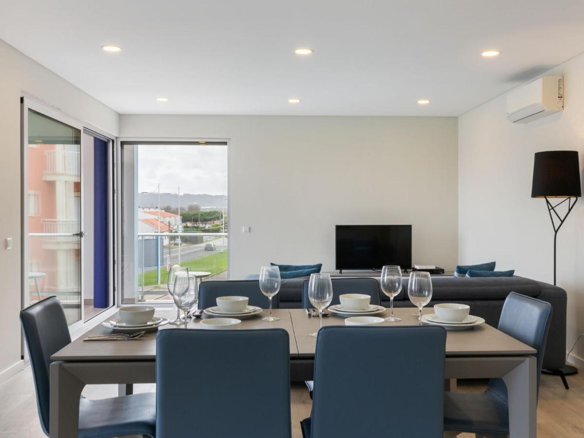 Beautiful Apartment In S O Martinho Do Porto With Balcony 상 마르티뇨 두 포르투 외부 사진